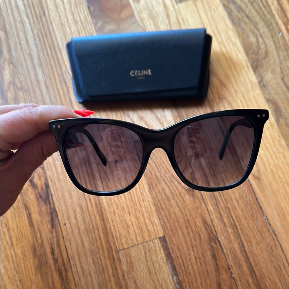 Celine Black Oversized Cat-Eye Sunglasses - Picture 2 of 9